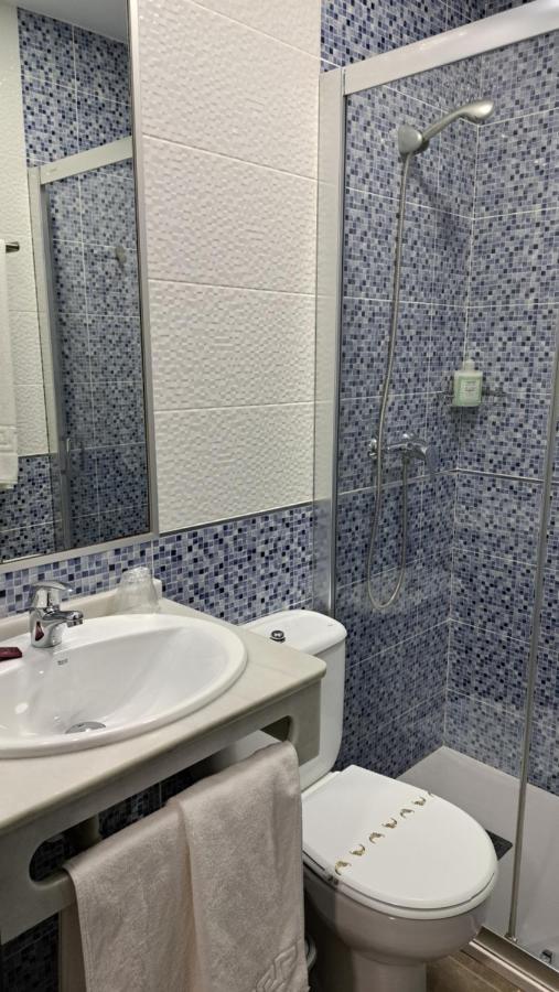 Hostal Maria Jose Conil De La Frontera Esterno foto