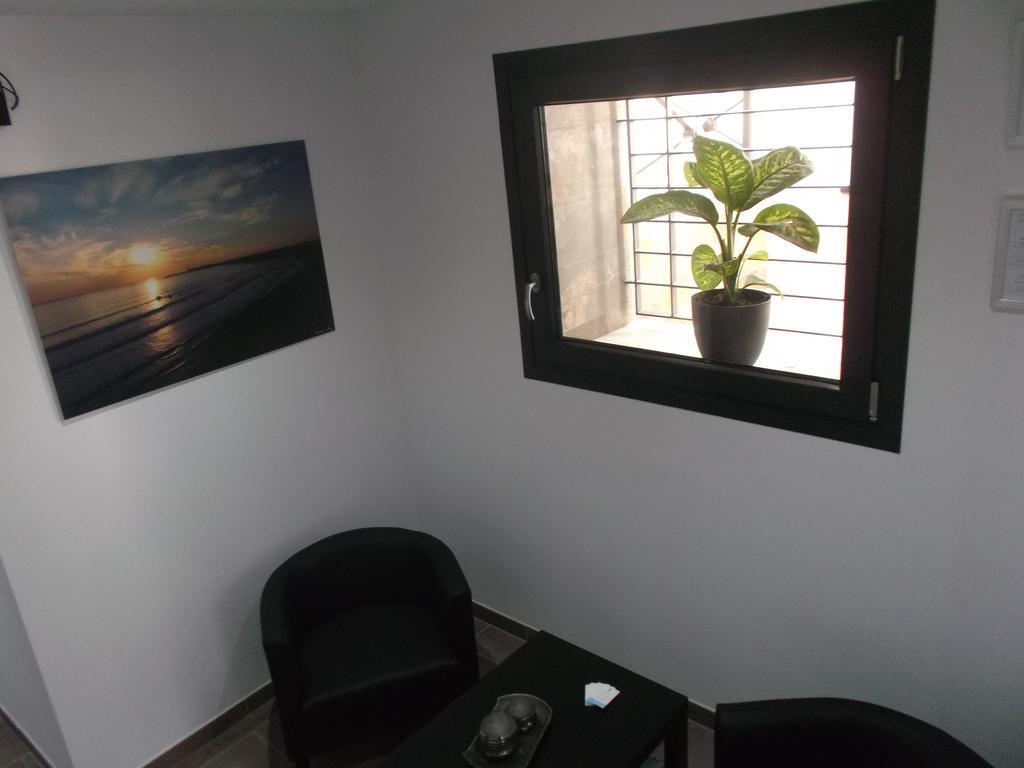 Hostal Maria Jose Conil De La Frontera Esterno foto